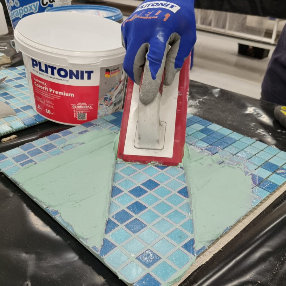 Изображение товара Затирка Plitonit Colorit Premium салатовая 2 кг для швов плитки