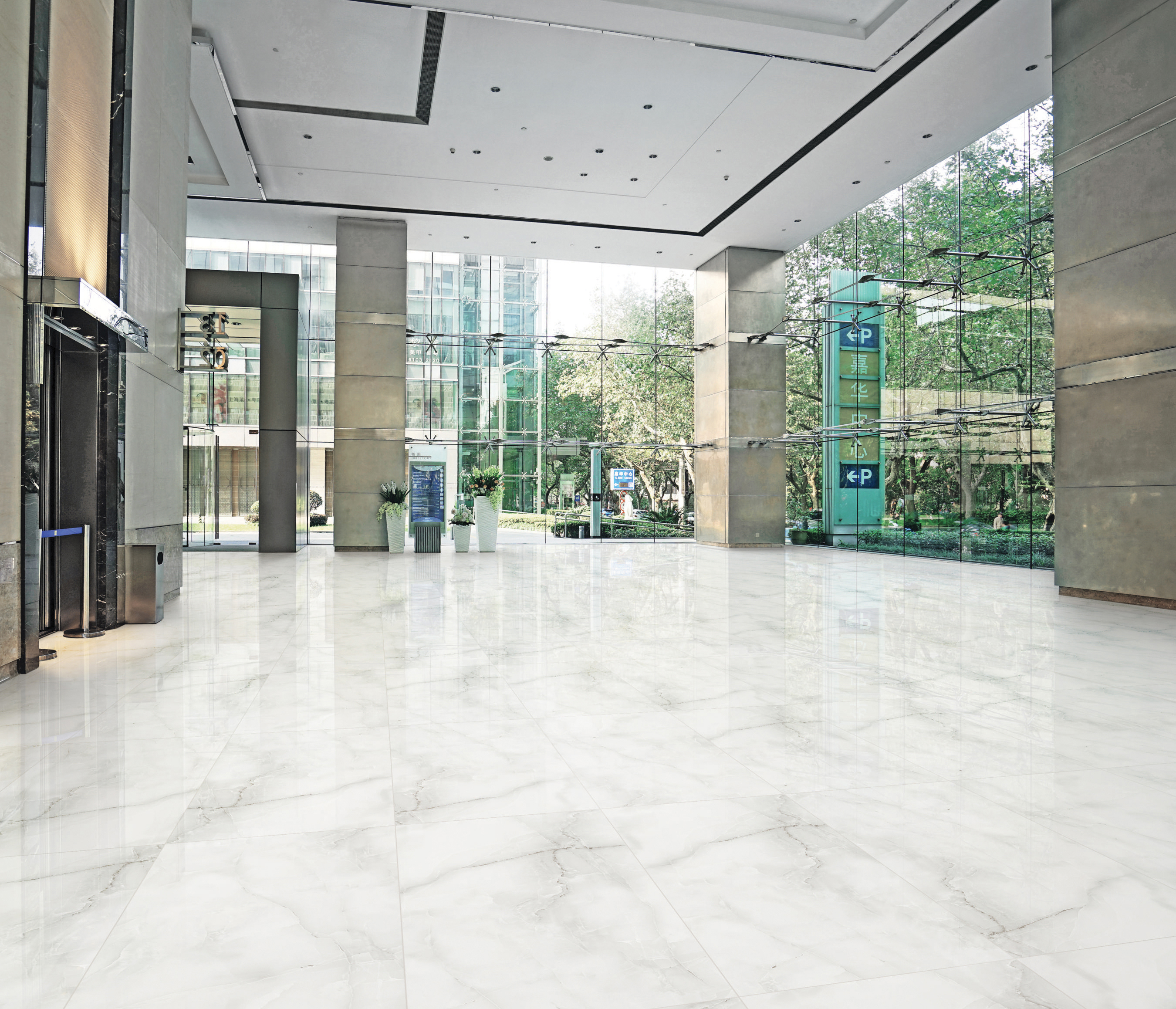 Изображение товара Kerald Euphoria White Onyx глянцевый керамогранит 60x120 см бежевый