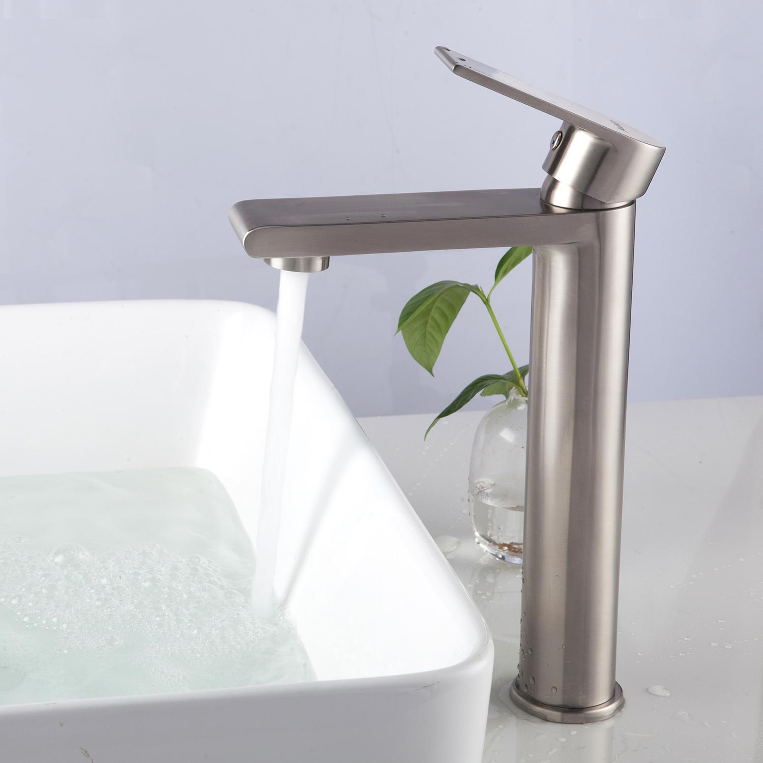 Изображение товара Смеситель для раковины Gappo 549416 однорычажный цвет сталь