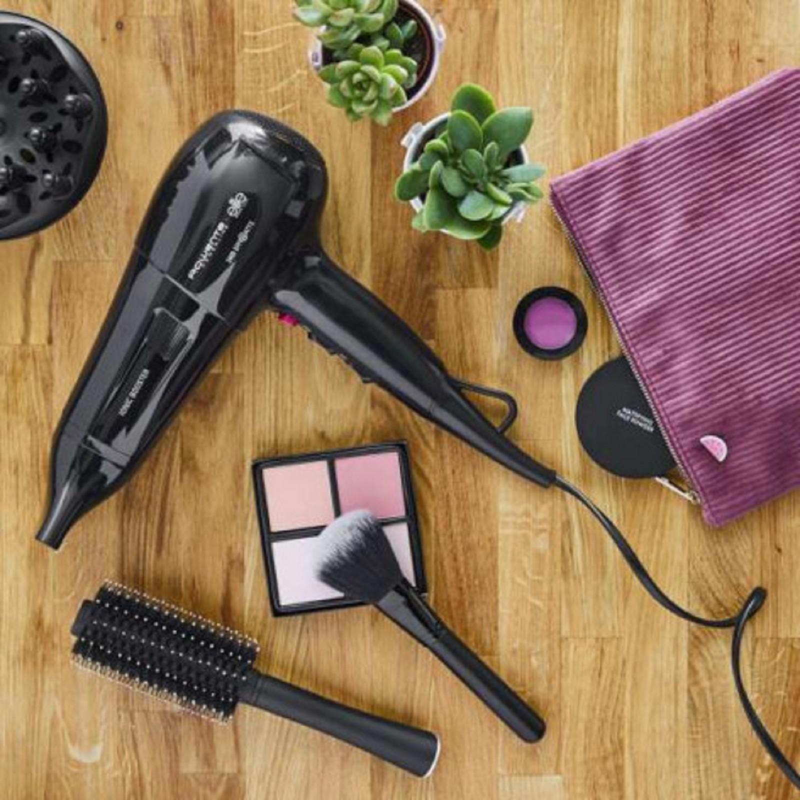 Изображение товара Фен Rowenta CV4741D0 2100 Вт легкий и мощный для быстрой укладки