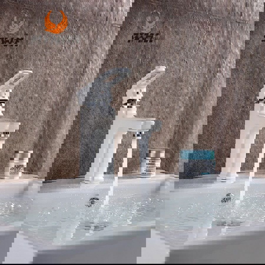 Изображение товара Смеситель для раковины Mynah M1049J однорычажный цвет белый