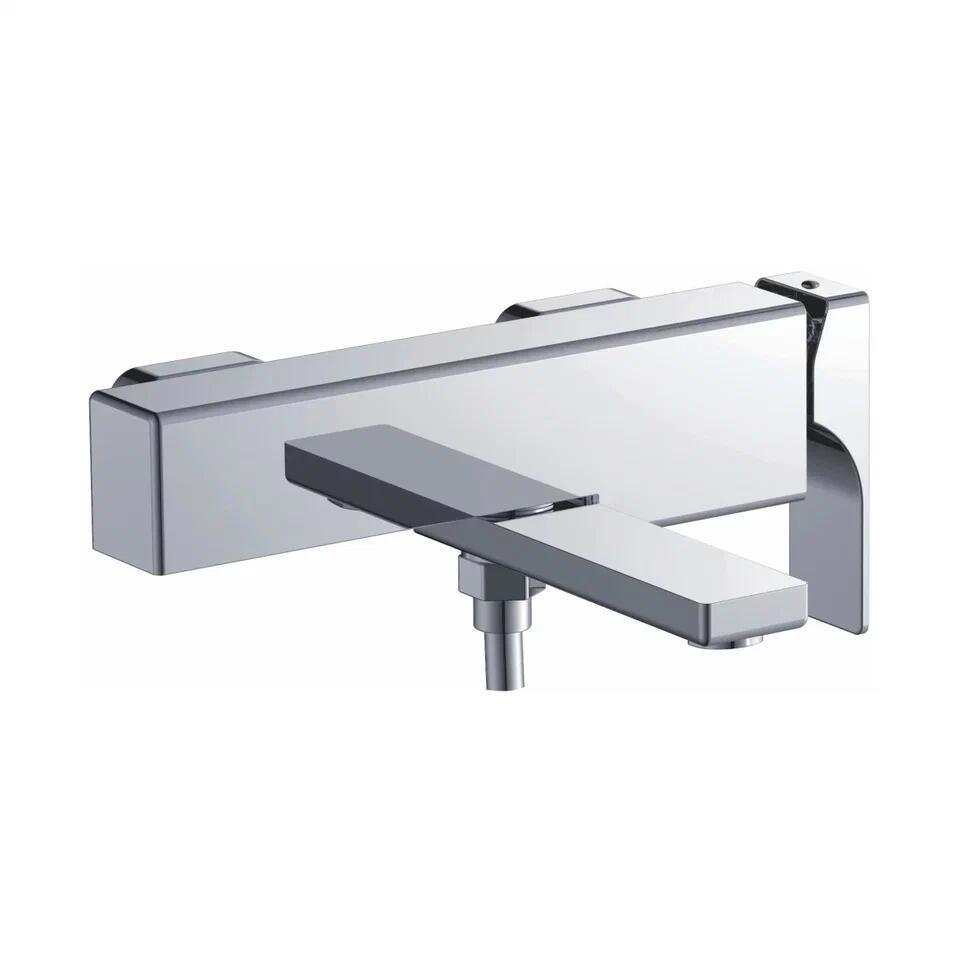 Изображение товара Смеситель для ванны Rose R1002 однорычажный с душевой лейкой цвет хром