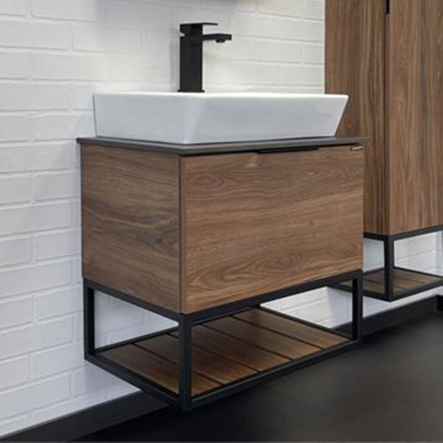 Изображение товара Тумба под раковину Comforty Порто 00-00010677 60см со столешницей и раковиной цвет дуб темно-коричневый