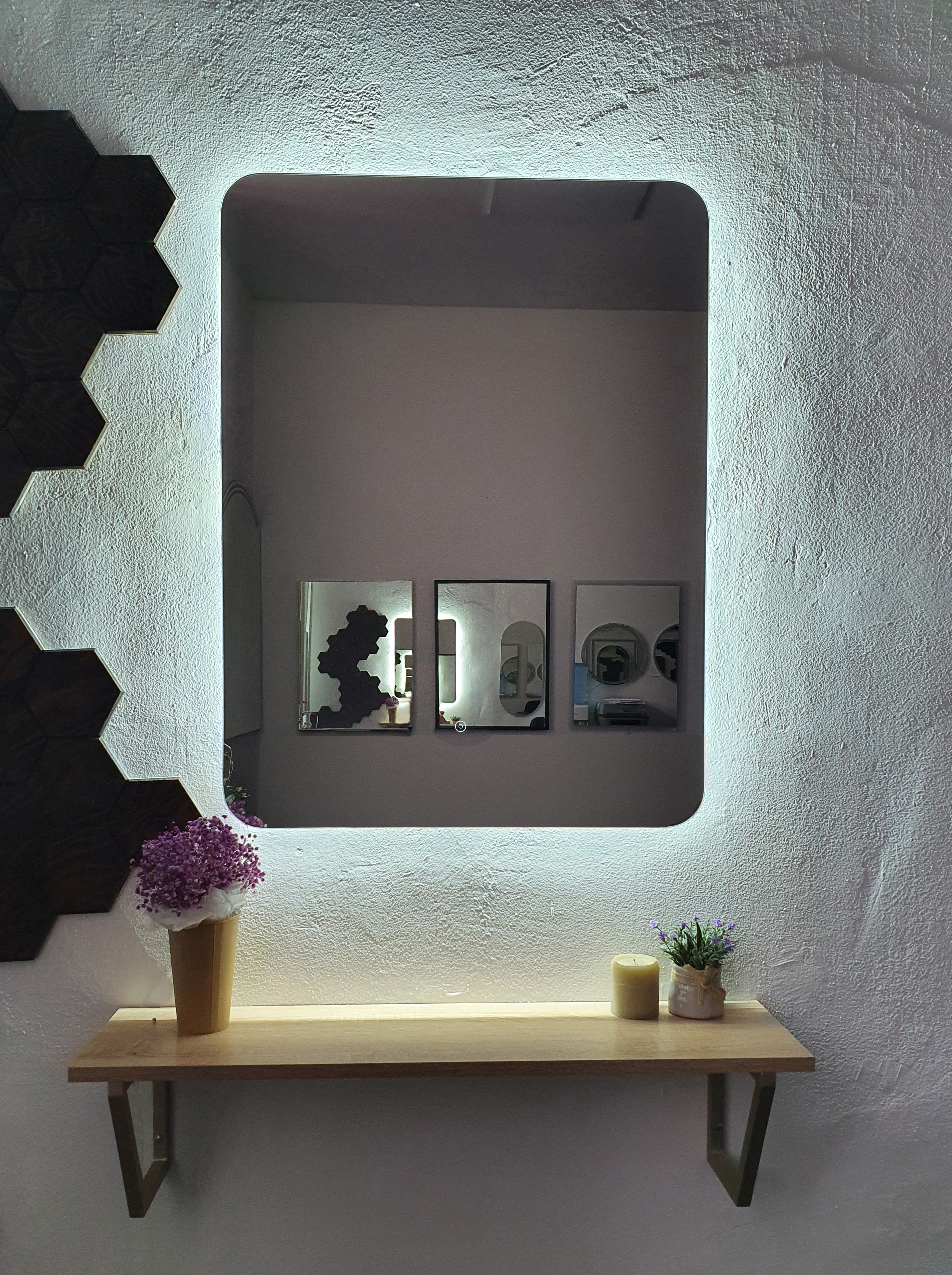 Изображение товара Зеркало для ванной Alfa mirrors Olga 57 Ol-57Vh с подсветкой 50x70см