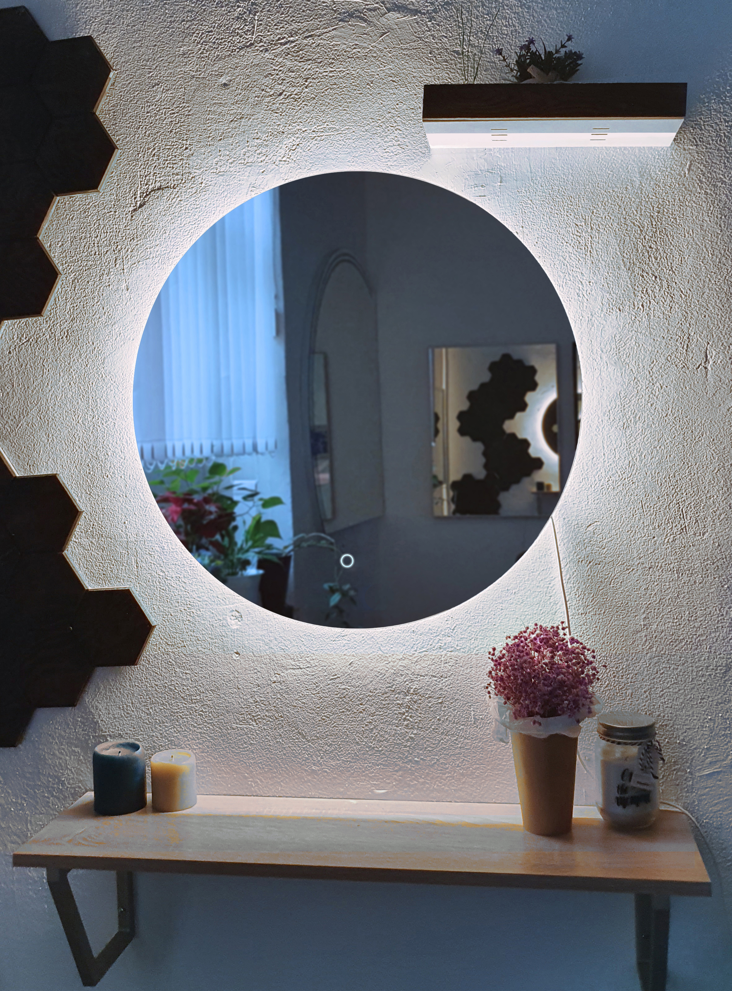 Изображение товара Зеркало с подсветкой Alfa Mirrors GNa-6Vh 60x60см с сенсорным управлением