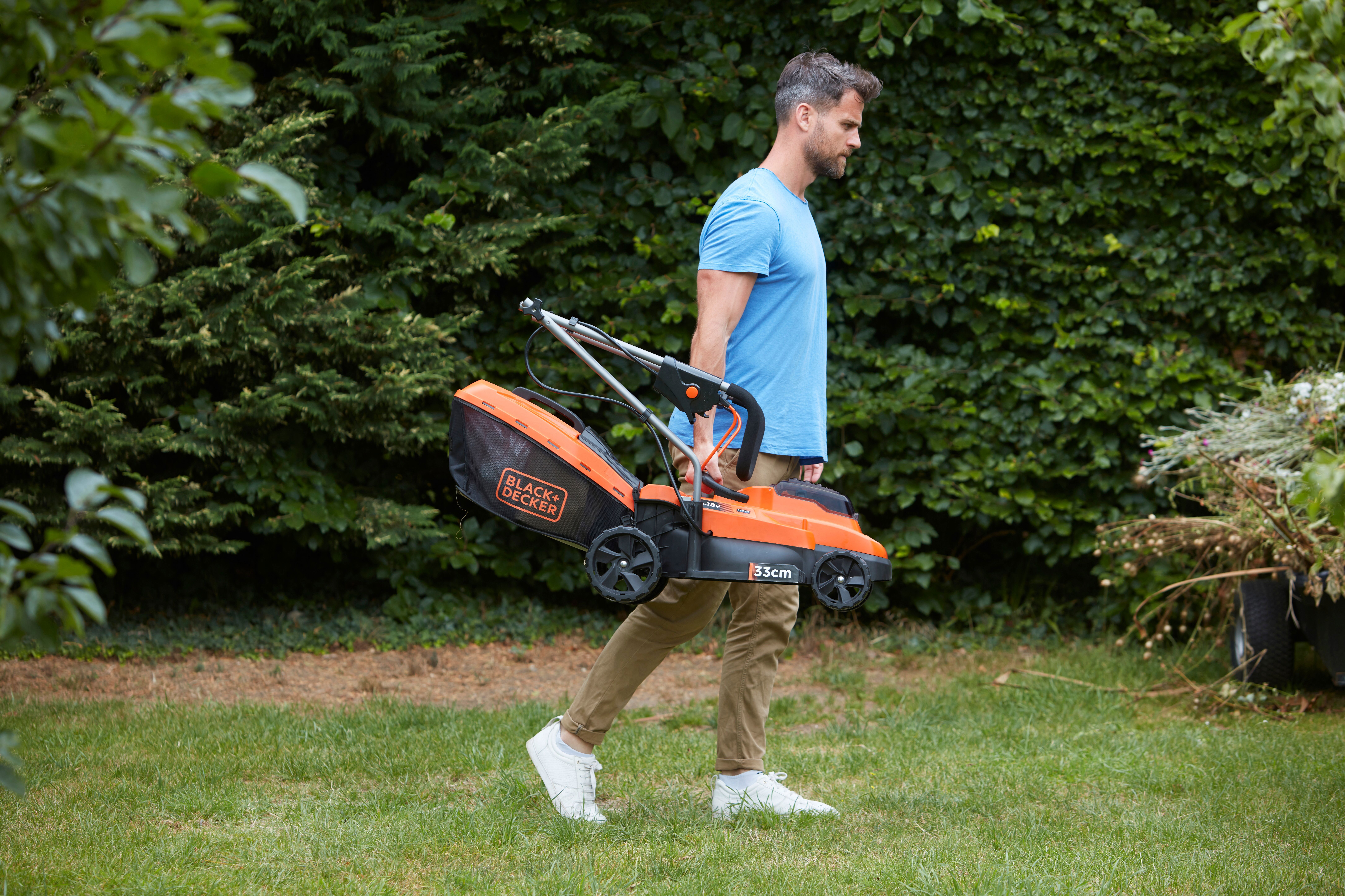 Изображение товара Газонокосилка аккумуляторная Black+Decker BCMW33184L2 18 В 33 см АКБ и ЗУ в комплекте