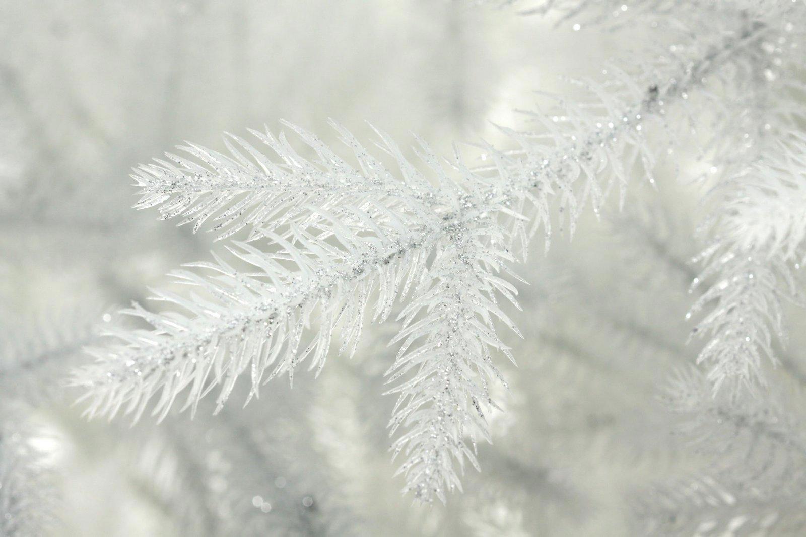 Изображение товара Искусственная ель Merry Green WHI/185 ПВХ 185 см