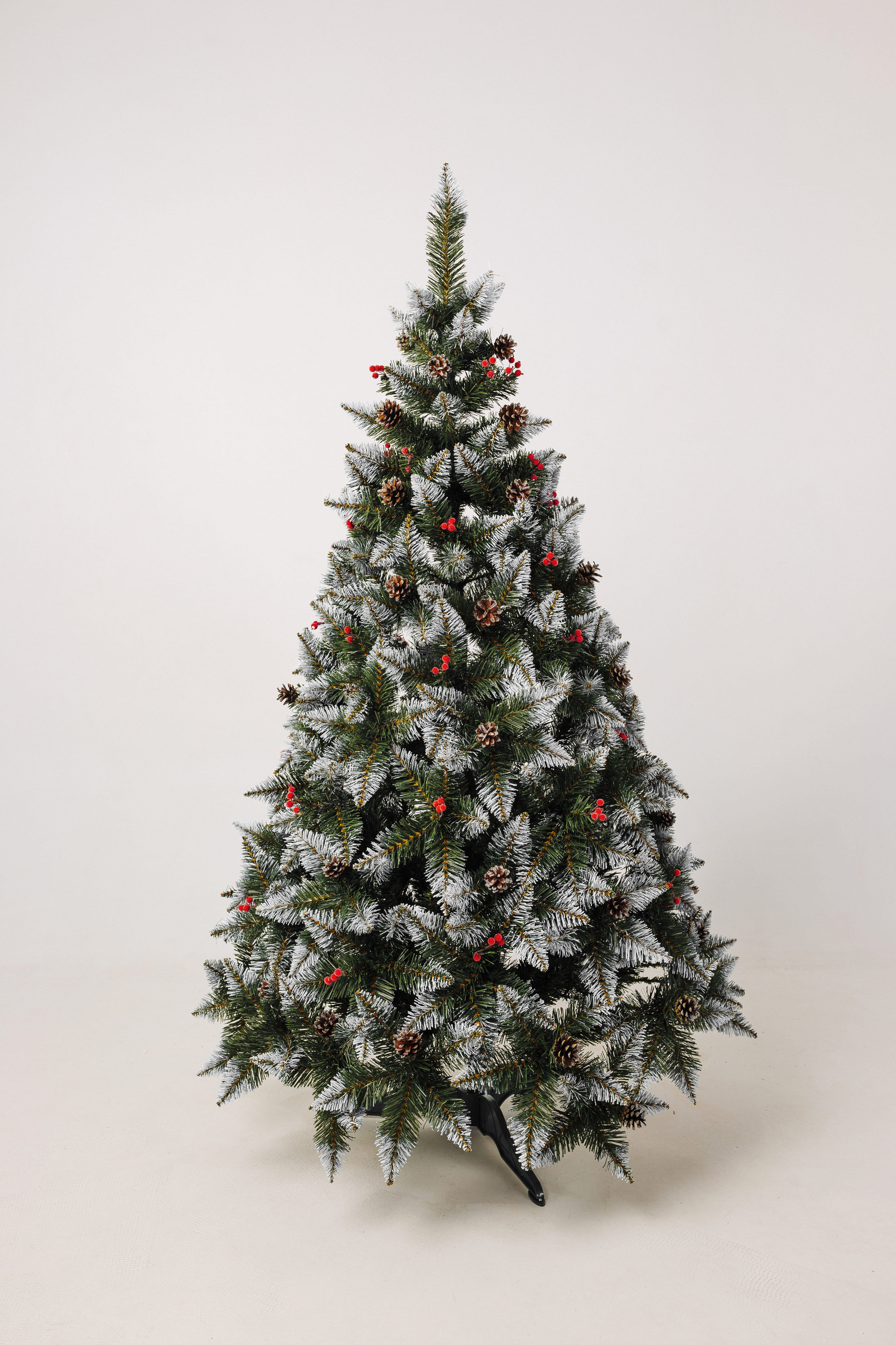 Изображение товара Ель новогодняя искусственная высотой 210 см Рождественская