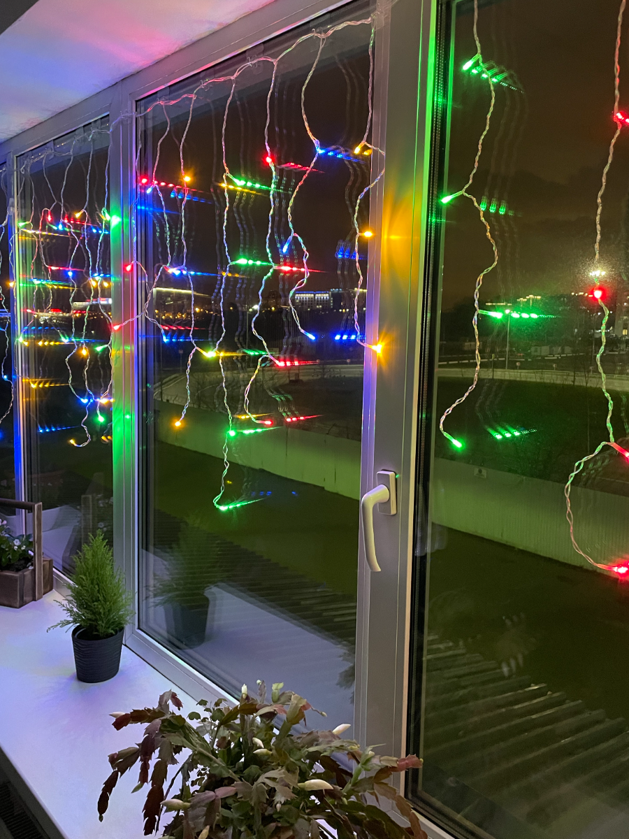 Изображение товара Электрогирлянда универсальная Эра enob-2m бахрома 2 м 62 ламп теплый белый 1 режим работы