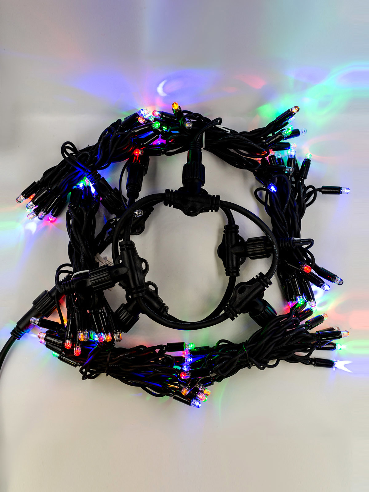 Изображение товара Электрогирлянда Glos gl-sp9008-m занавес 2x2 м 102 LED разноцветная с режимом мигания