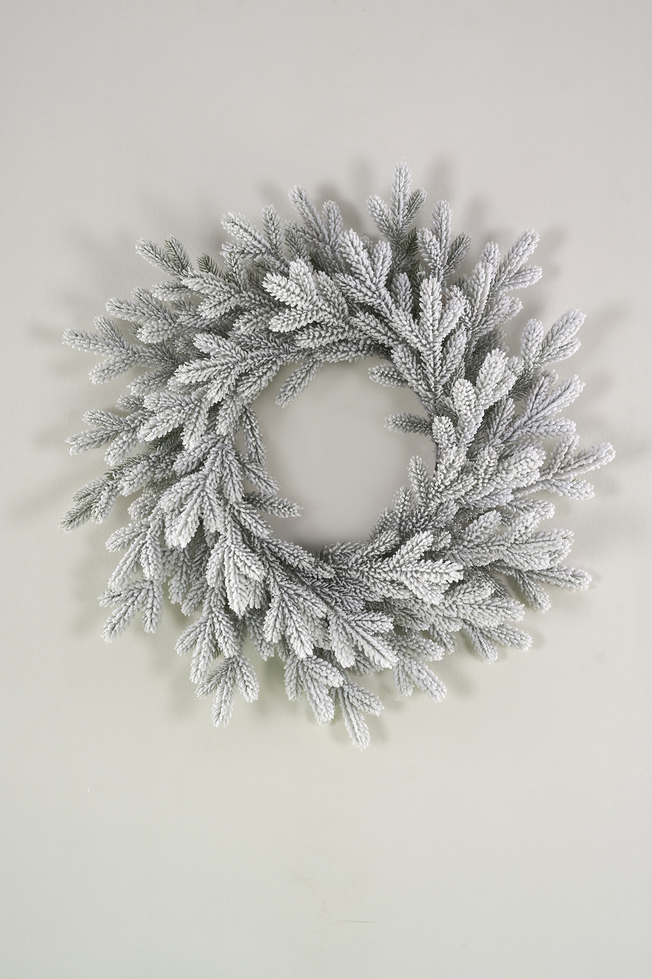 Изображение товара Рождественский венок Max Christmas Вврз 90 ø 90 см с декором