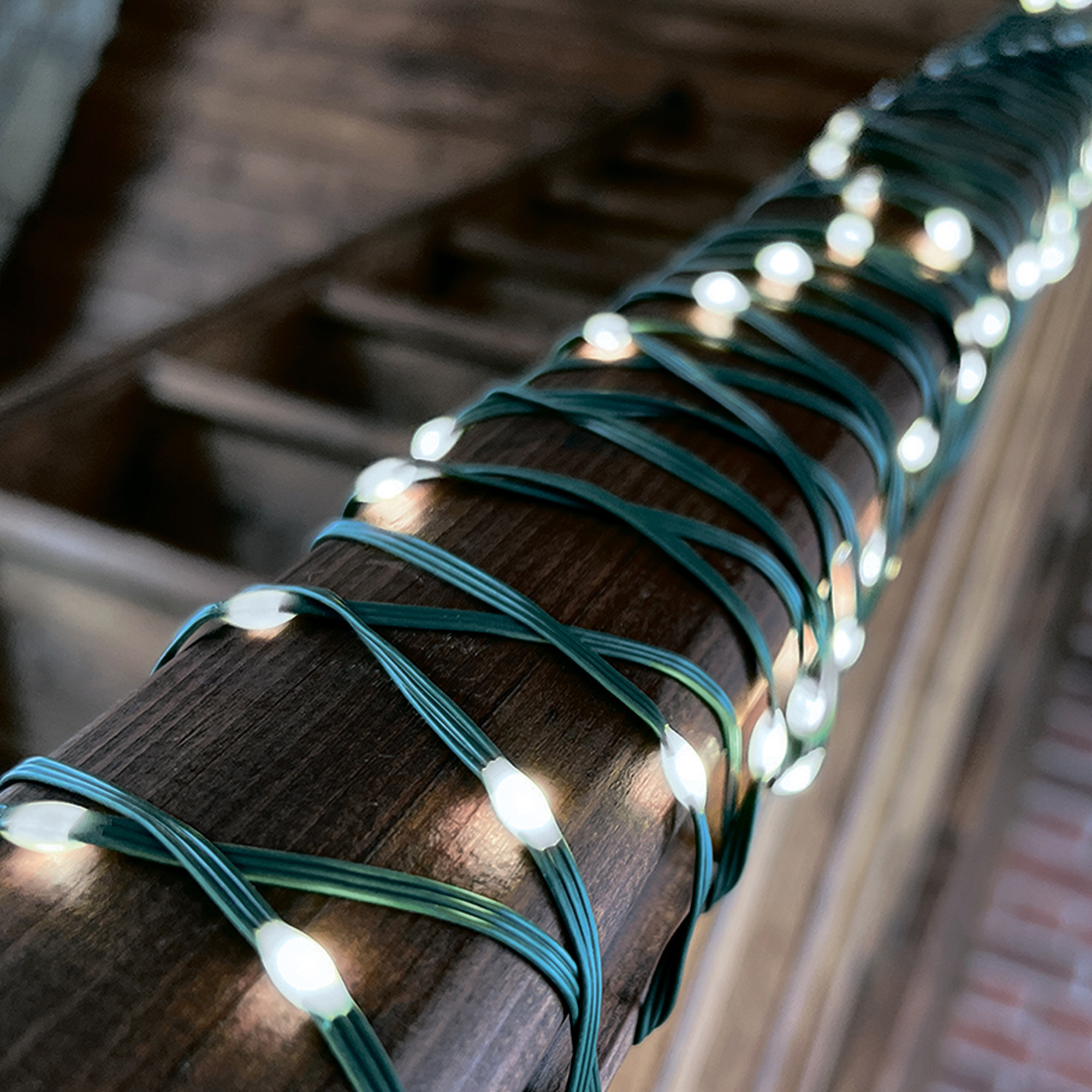 Изображение товара Комнатная светодиодная гирлянда UNIEL 10м 100 ламп 8 режимов белый свет