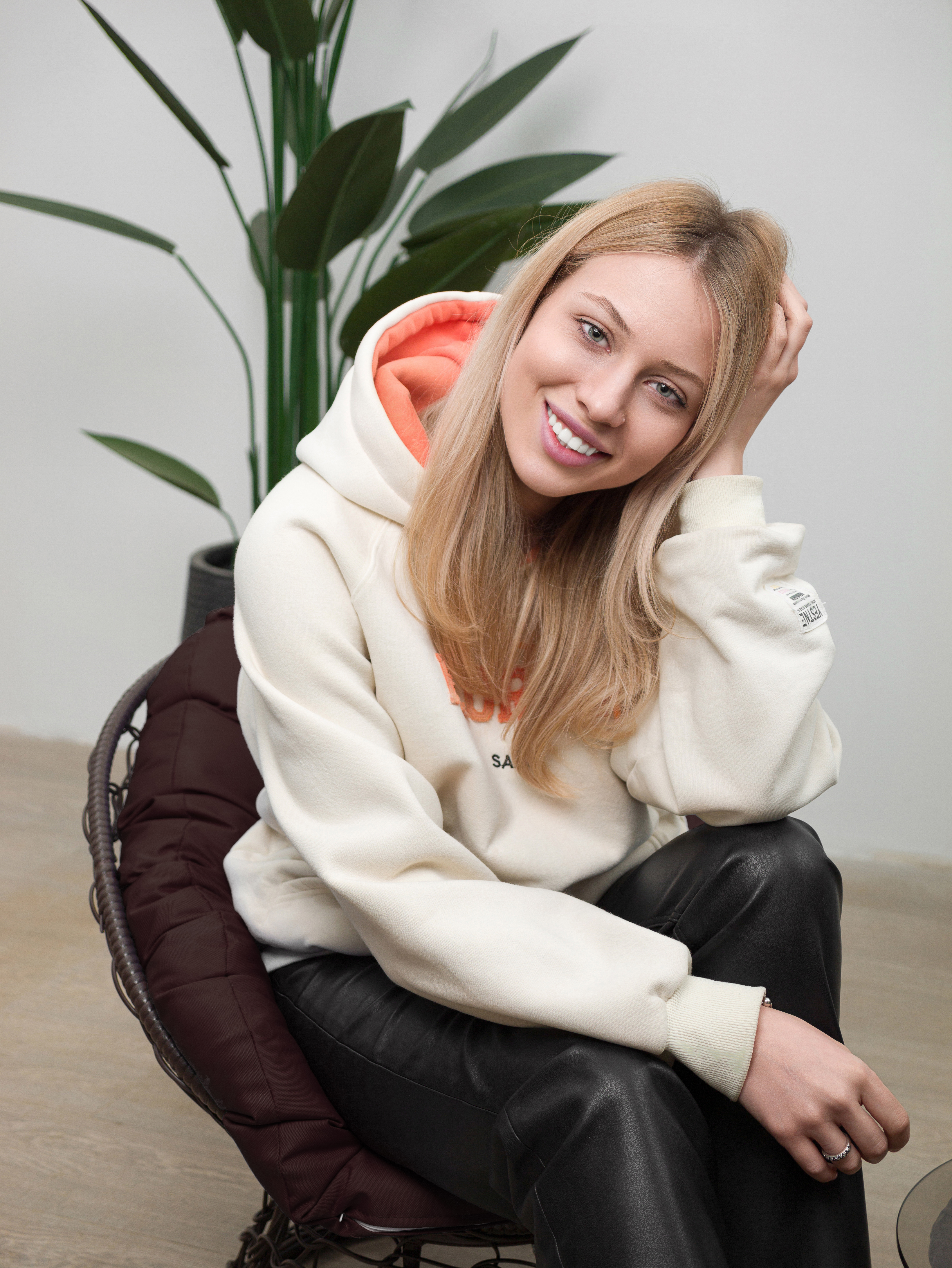 Изображение товара Кресло садовое M-GROUP 12320205 Пончик - удобство и стиль для вашего сада