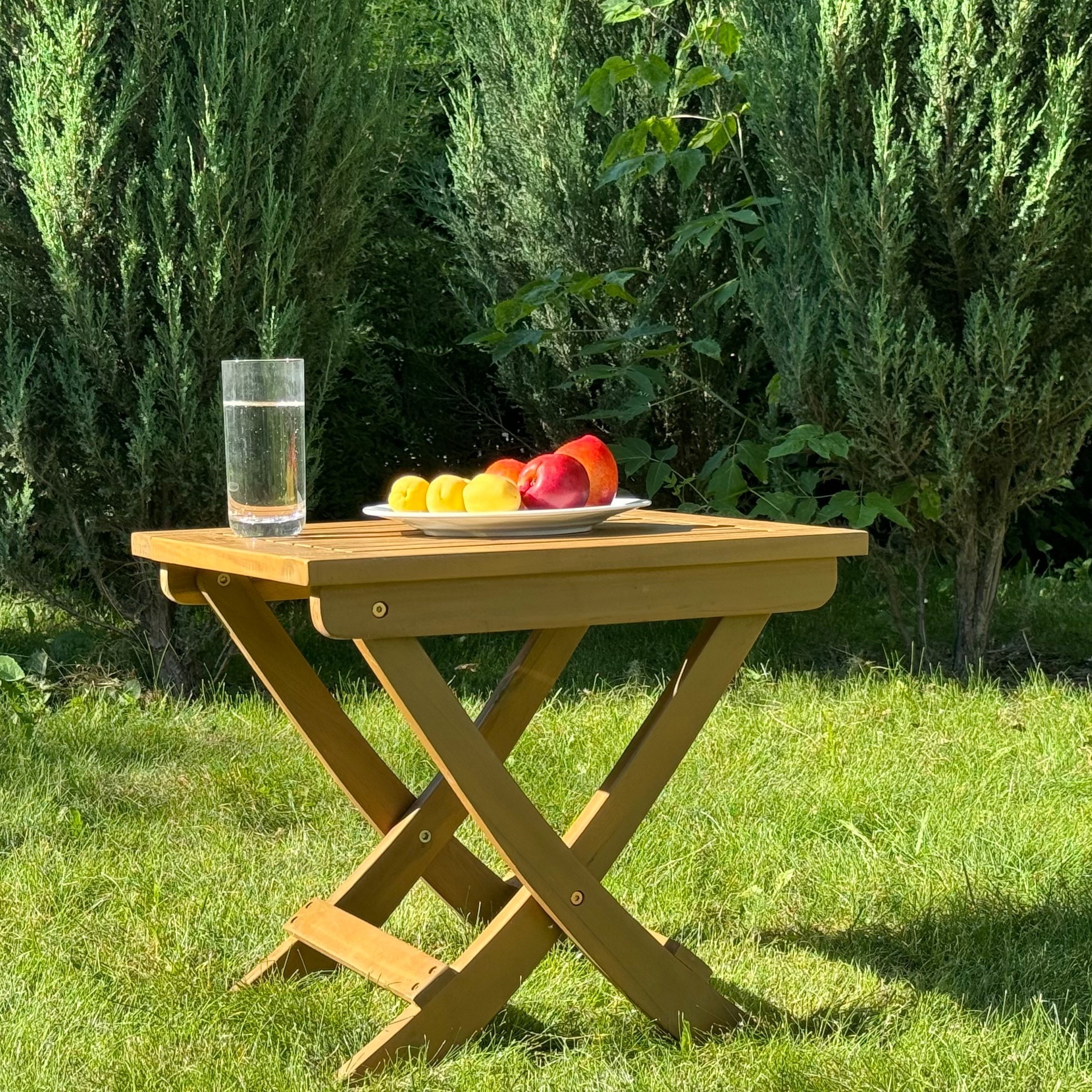 Изображение товара Садовый столик Royal family Ramon из акации 50x44x43 см бежевый