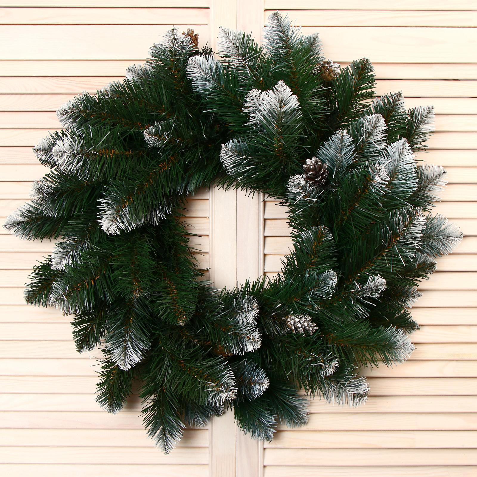 Изображение товара Рождественский венок Зимнее волшебство 55 см из ПВХ