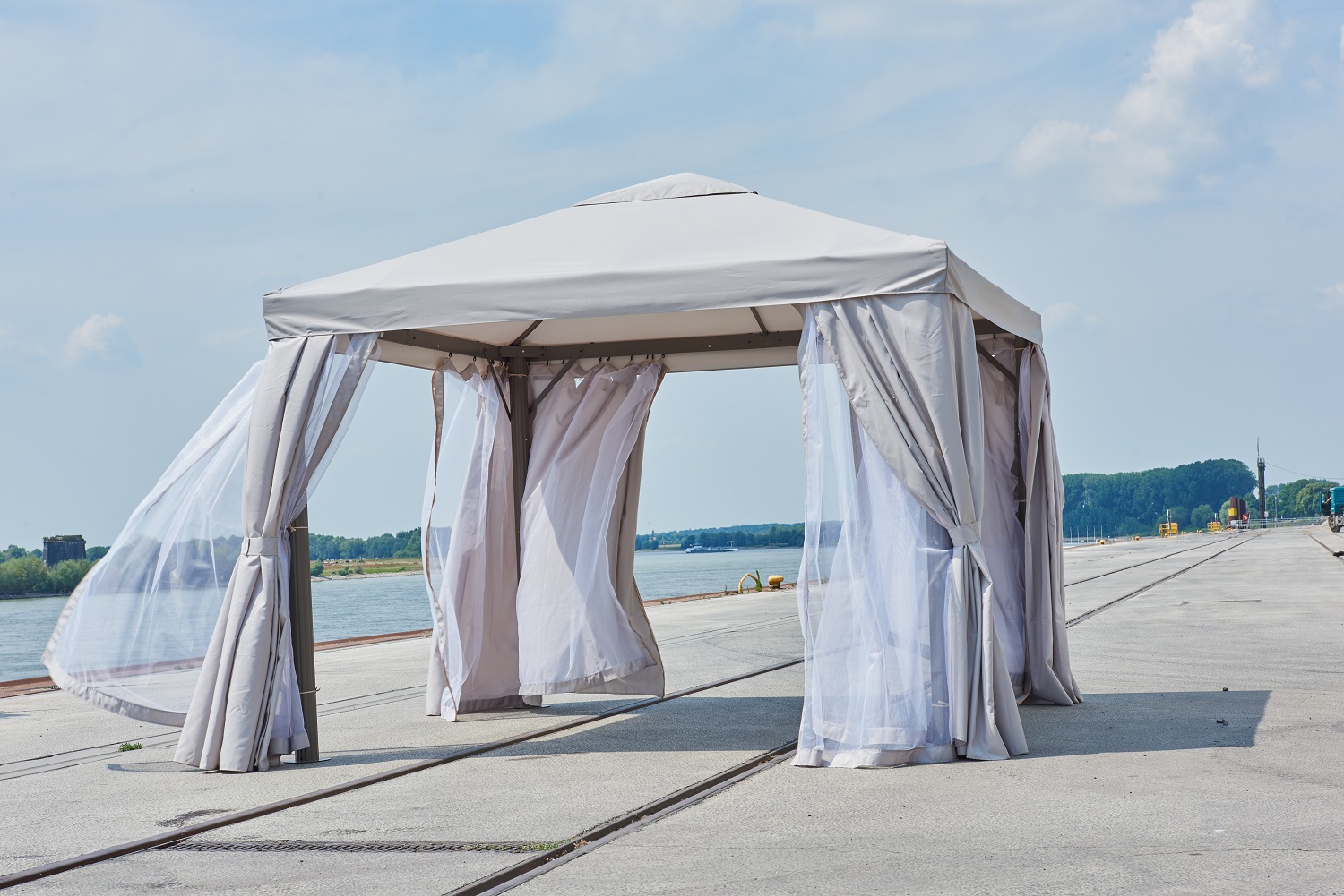 Tirnoqlar, sochlar, sperma