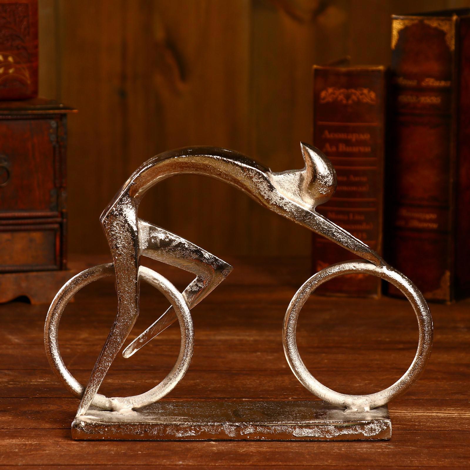 Изображение товара Фигурка сувенирная Simaland Велосипедист 28.6x7.6x21.6 см (никелевое покрытие)