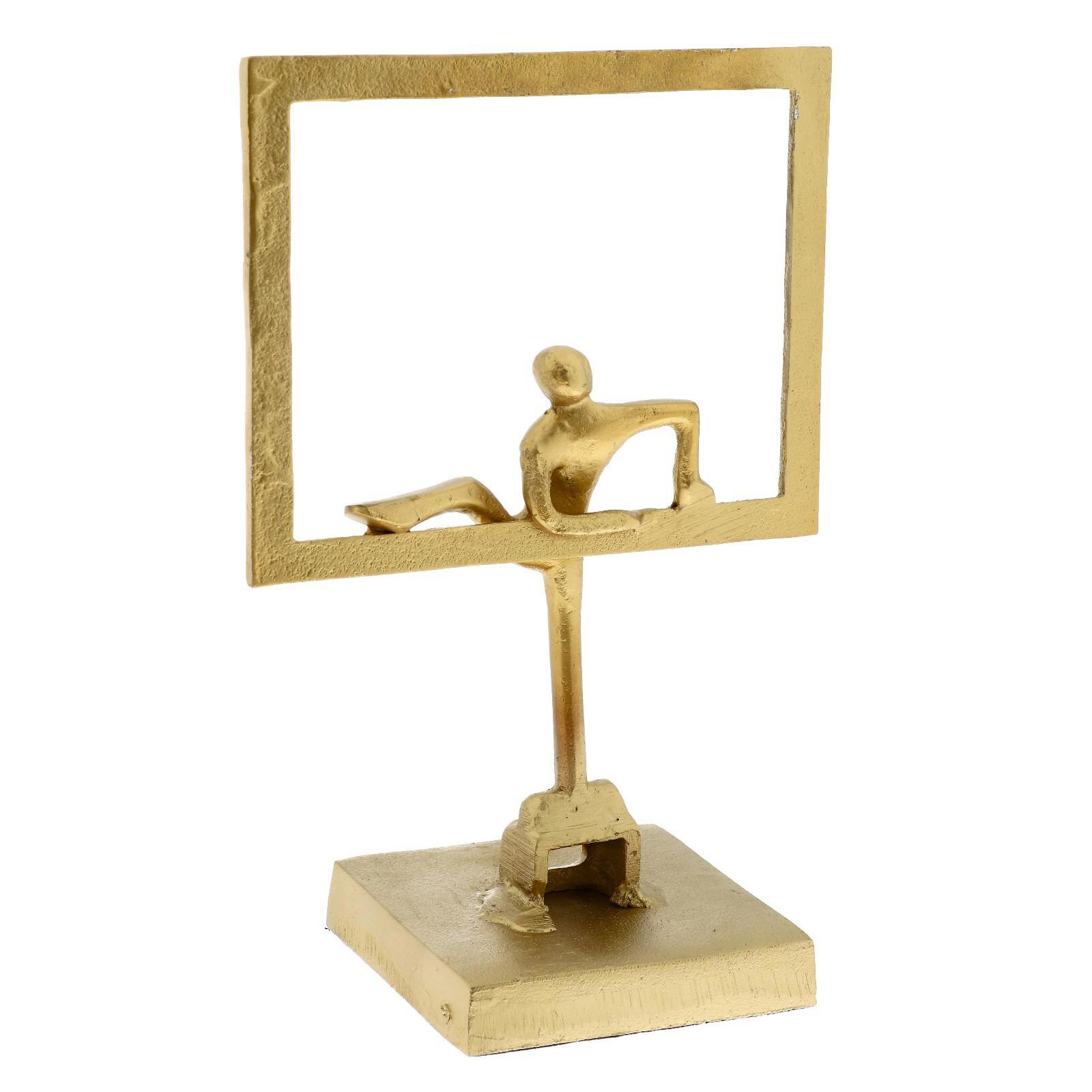 Изображение товара Фигурка сувенирная Simaland В центре внимания 20.3x10.2x33 см (латунное покрытие)