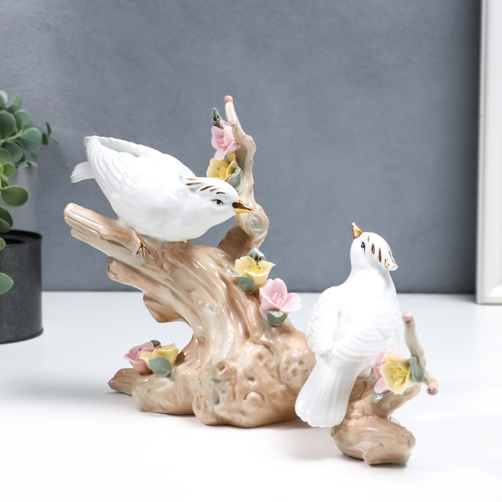 Изображение товара Фигурка сувенирная Simaland "Две птицы на коряге с цветами" 21 см