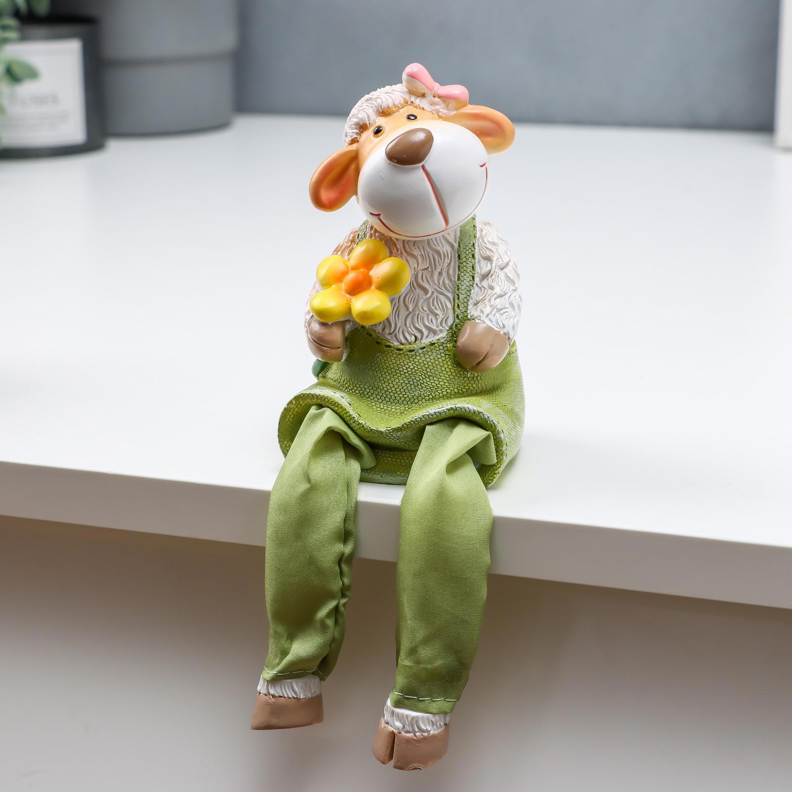 Изображение товара Фигурка сувенирная Simaland Барашек/Овечка с цветочком набор 2 шт. 11x6.5x6 см