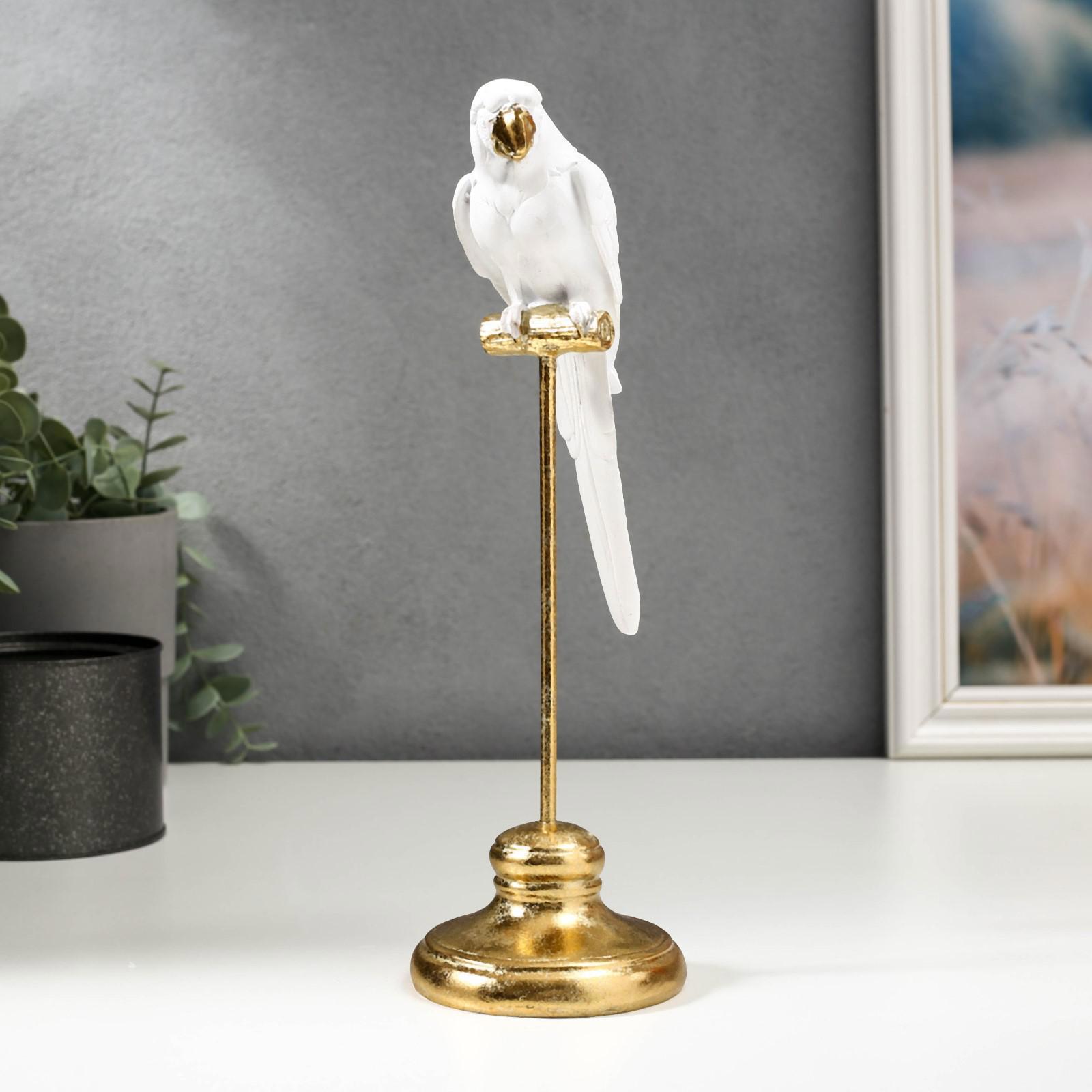 Изображение товара Фигурка сувенирная Simaland Белый попугай Ара на золотой жёрдочке 27.5x8.5x9 см Изображение товара Фигурка сувенирная Simaland Белый попугай Ара на золотой жёрдочке 27.5x8.5x9 см
