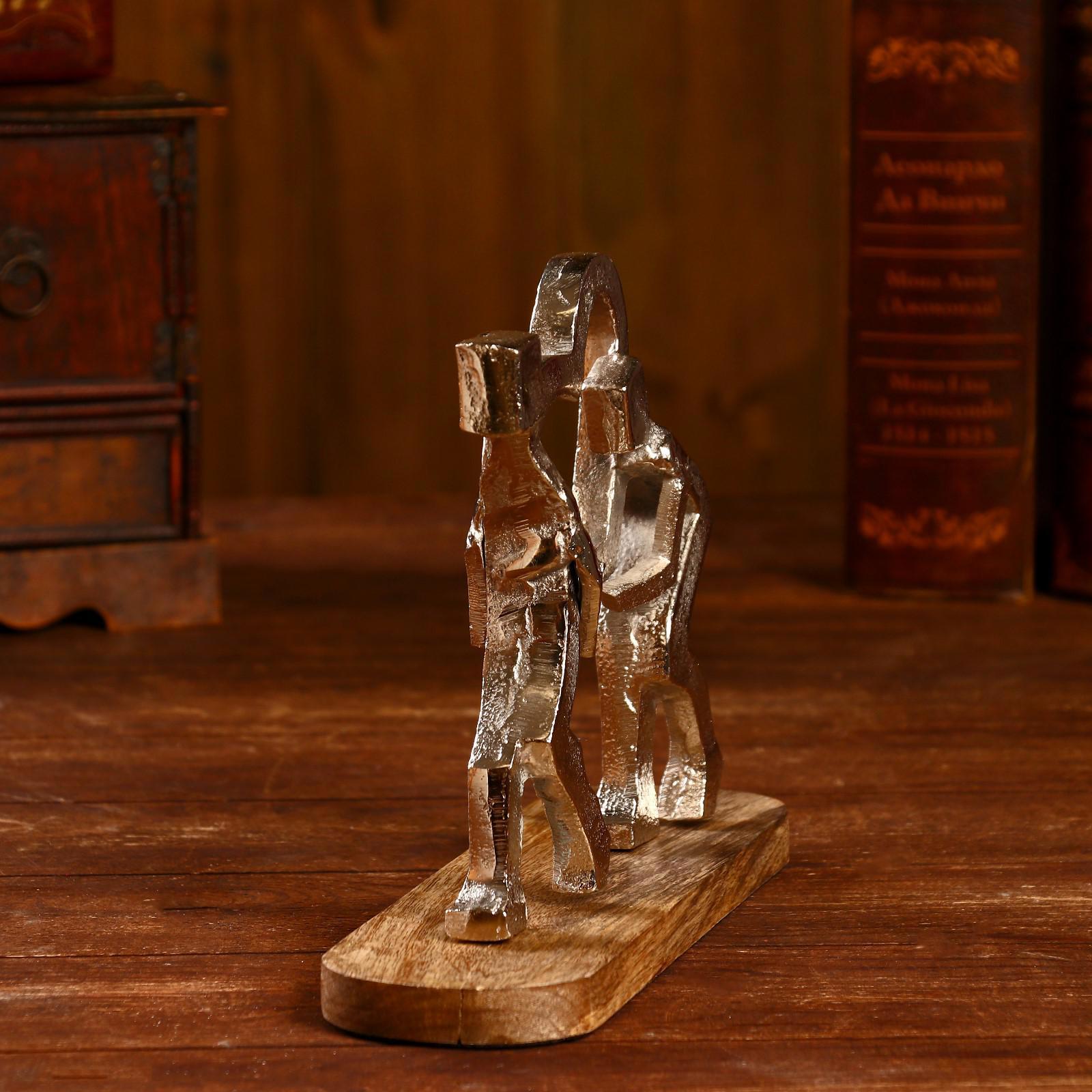 Изображение товара Фигурка сувенирная Simaland "Груз любви" 25.4x7.6x18.4 см (никелевое покрытие) Изображение товара Фигурка сувенирная Simaland "Груз любви" 25.4x7.6x18.4 см (никелевое покрытие)