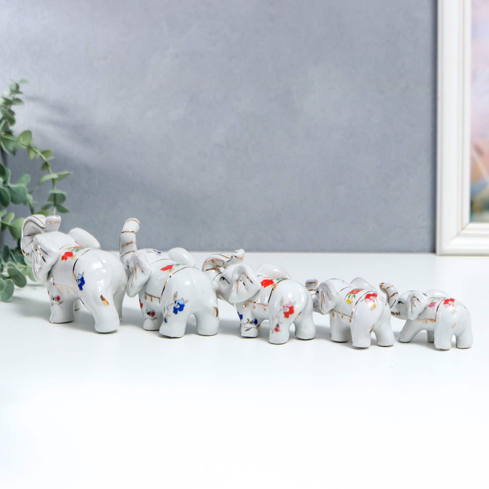 Изображение товара Сувенир Simaland Пять слонов - роспись цветы набор 5 шт h=8;7.5;5.5;3.8 см 6x18x22 см