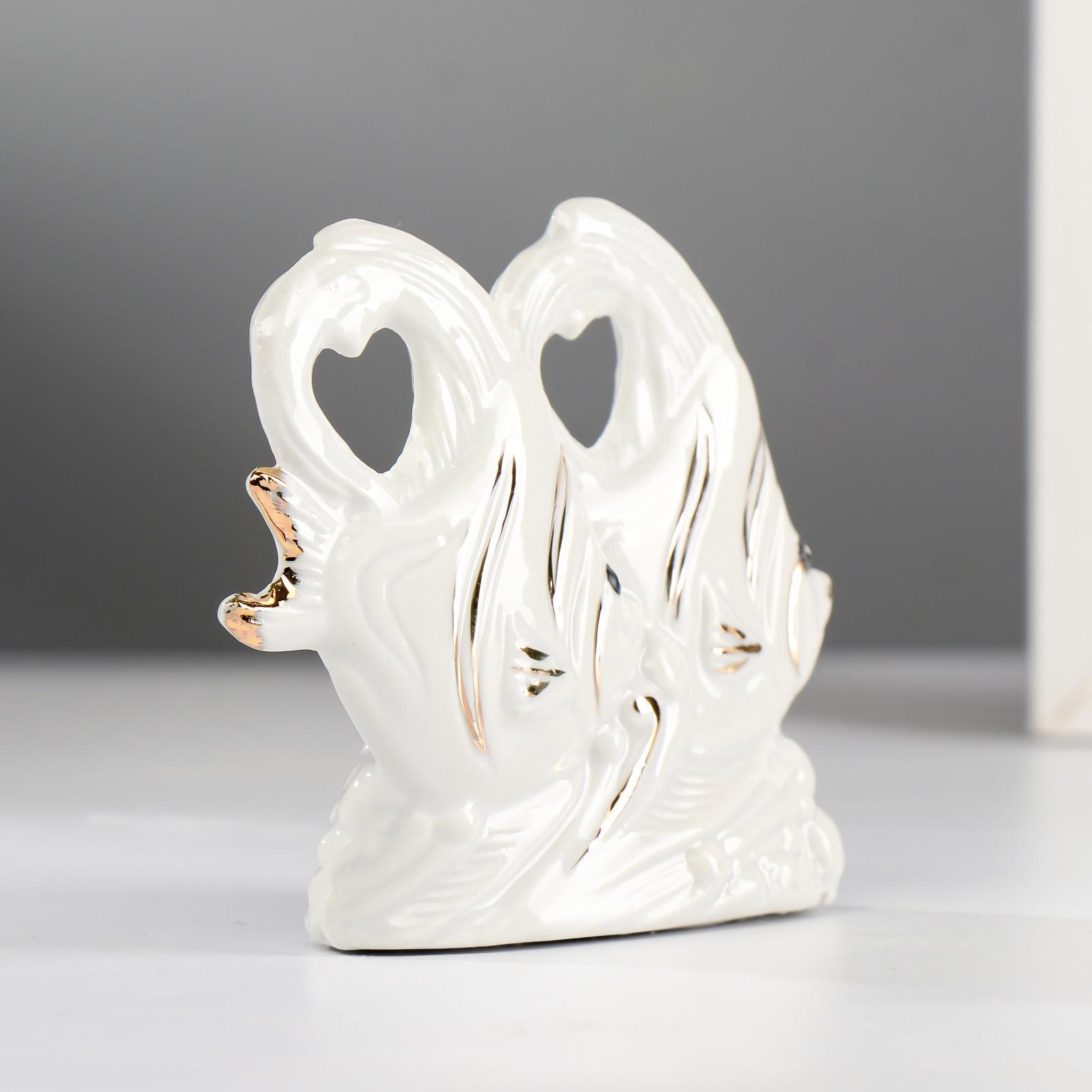 Изображение товара Две белые рыбки — декоративная фигурка 8×10,3×3 см от SIMALAND