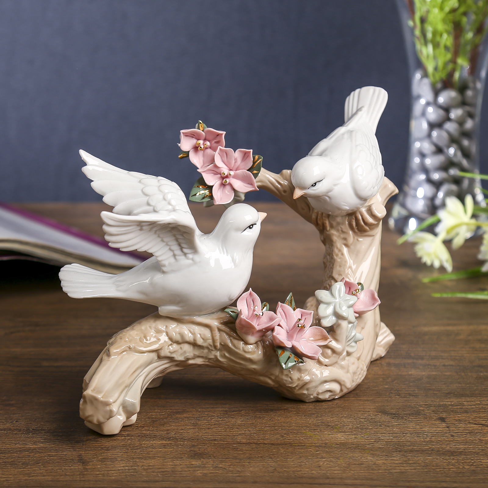 Изображение товара Сувенир Simaland "Две птички на ветке с цветами" 14x21x9 см Изображение товара Сувенир Simaland "Две птички на ветке с цветами" 14x21x9 см