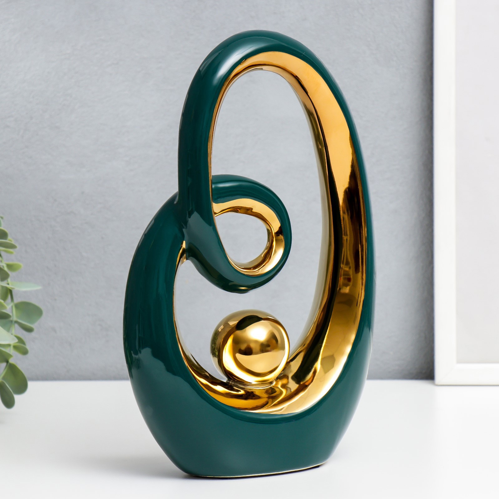 Изображение товара Сувенир Simaland Абстракция Бесконечность. Шар тёмно-зелёный с золотом 26x17 см