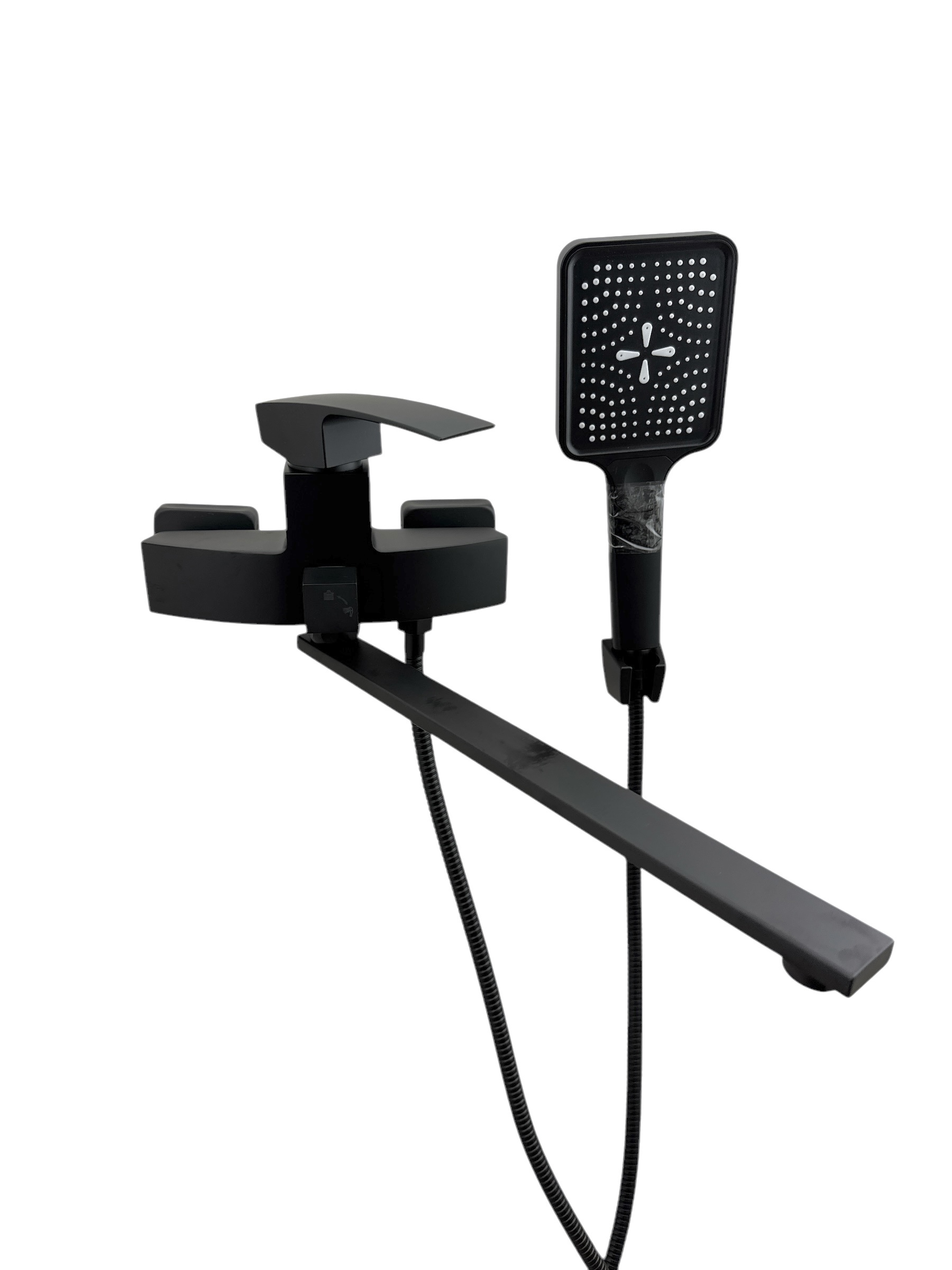 Изображение товара Смеситель для ванны ALLOUTE A1163H черный матовый - однорычажный с душевой лейкой