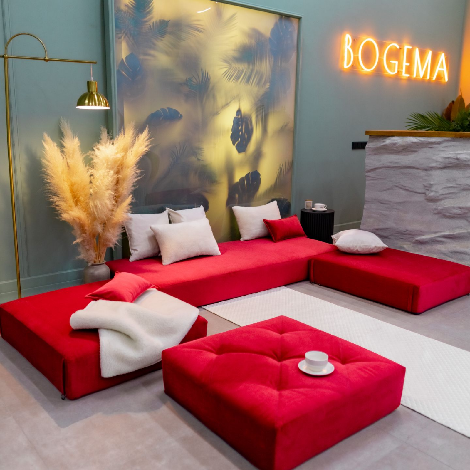 Изображение товара Диван угловой Miella Amore_красный 2025d2-full-без спинки 280x23x80 см велюр цвет красный