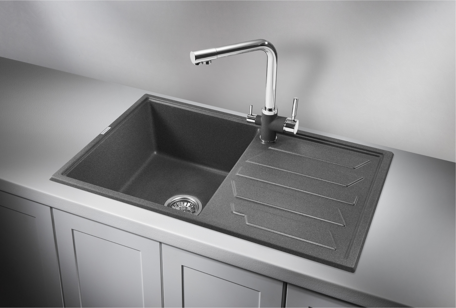 Изображение товара Врезная кухонная мойка Granula из искусственного гранита 80 см графит