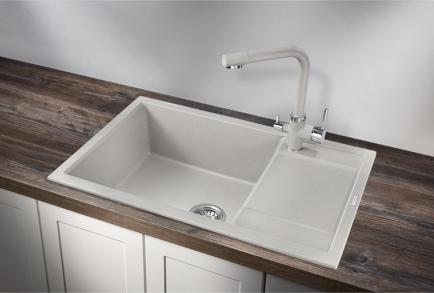 Изображение товара Мойка для кухни Granula GR-7805 50x78 см из кварца с универсальным расположением крыла