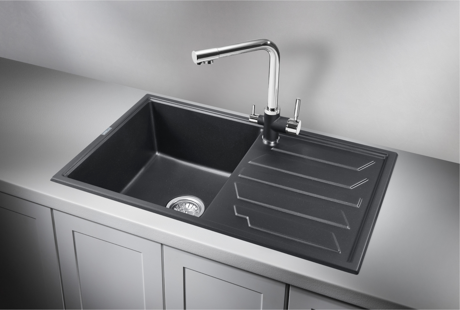 Изображение товара Врезная мойка Granula Гранитные 79x54x20 см искусственный камень цвет черный/серебристый