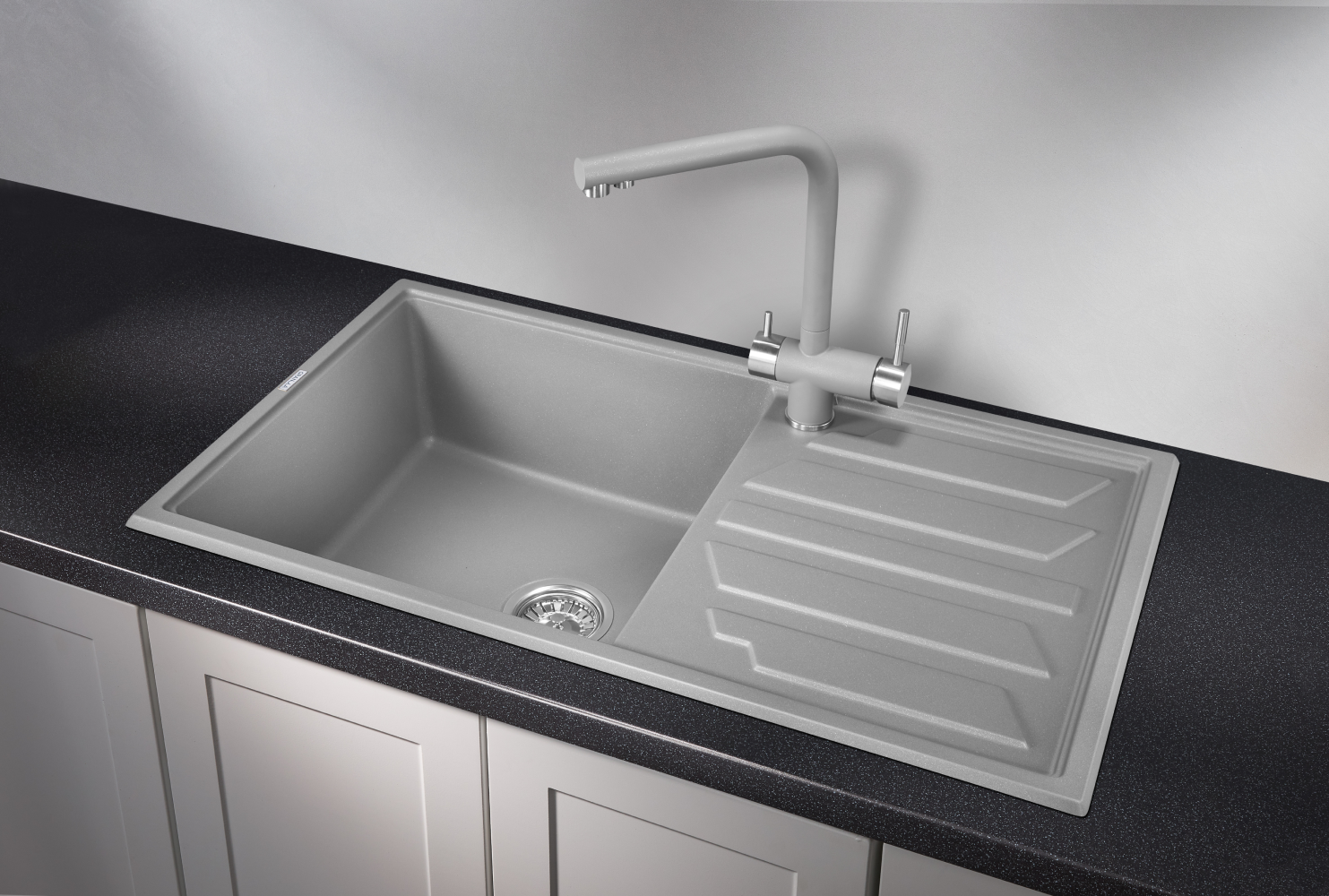 Изображение товара Кухонная мойка Granula GR-8601 из искусственного камня 86x50 см серый