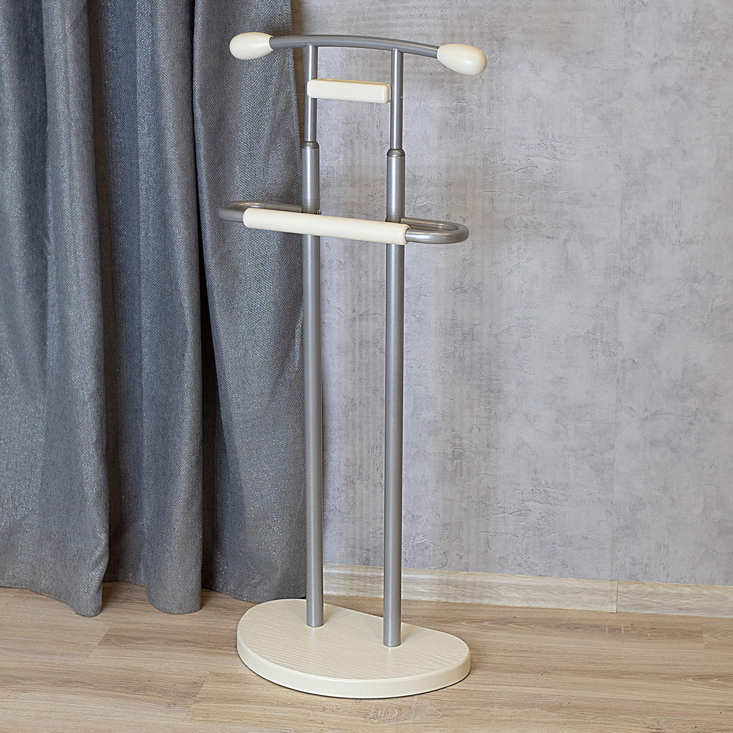 Изображение товара Стильная вешалка Мебелик Галант 333 для верхней одежды и костюмов