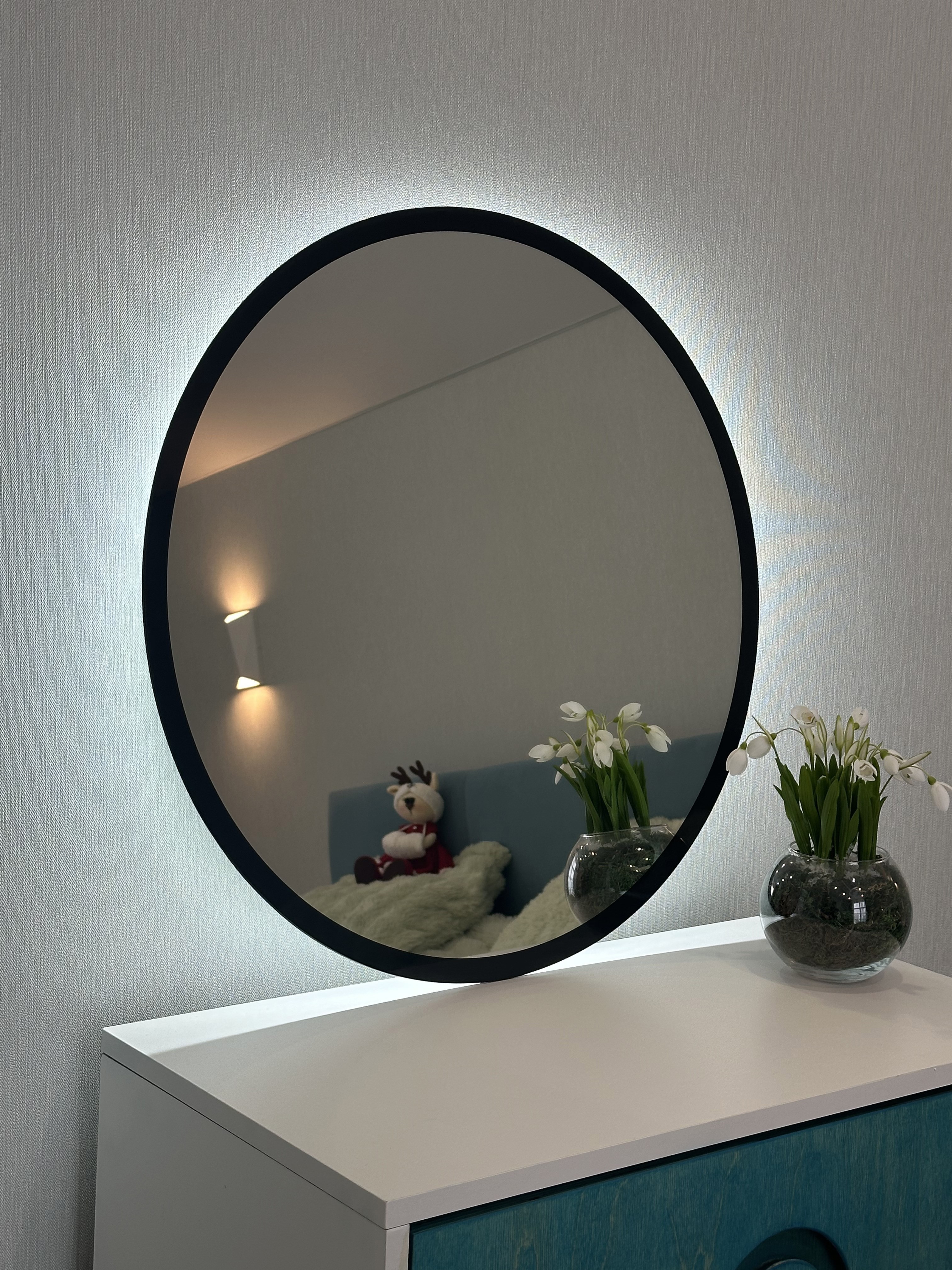 Изображение товара Зеркало для ванной Alfa mirrors Natali ram black 55 с подсветкой и функцией антизапотевания