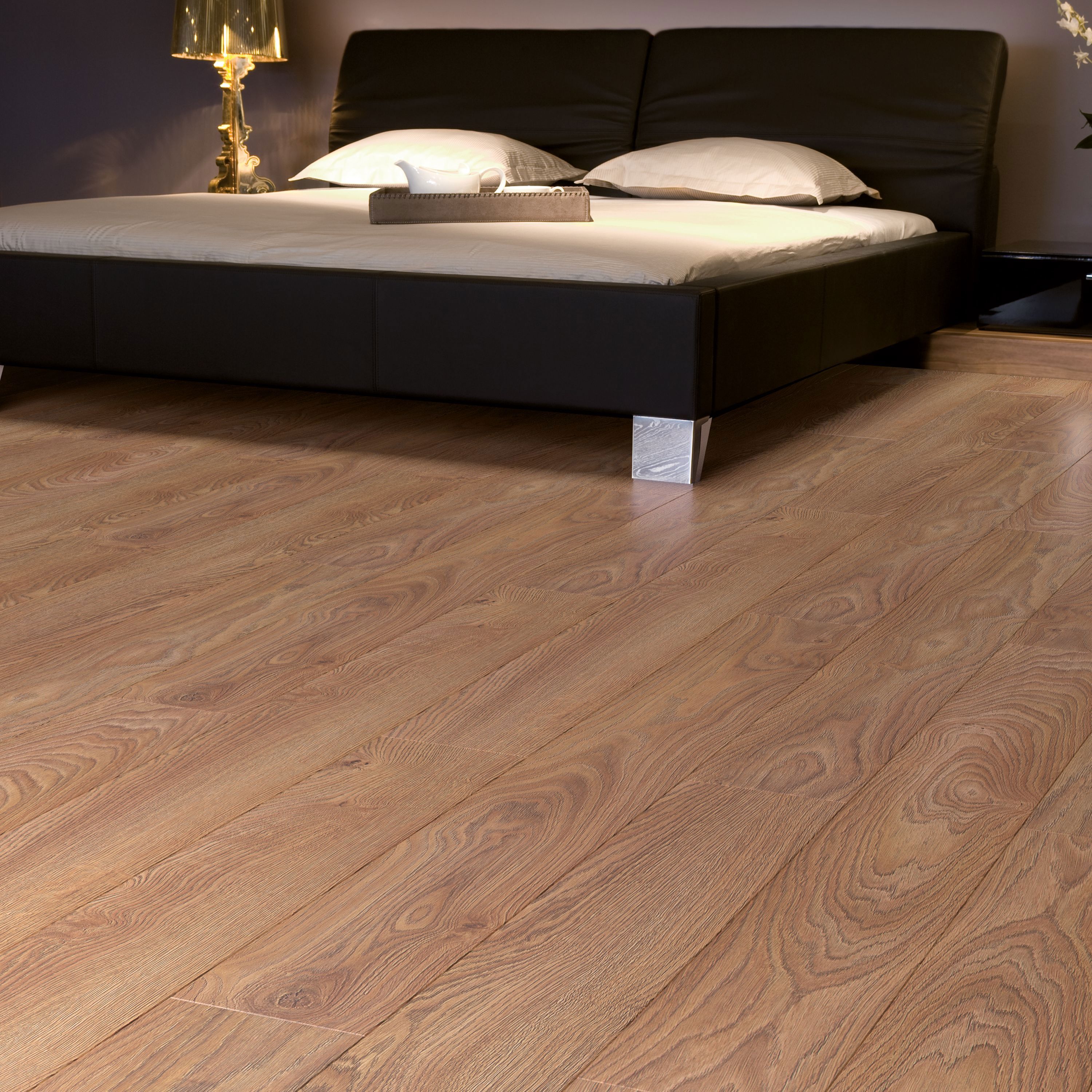 Изображение товара Ламинат «Дуб Альтеа» водостойкость 48 часов 33 класс толщина 10 мм с фаской 1.624 м²