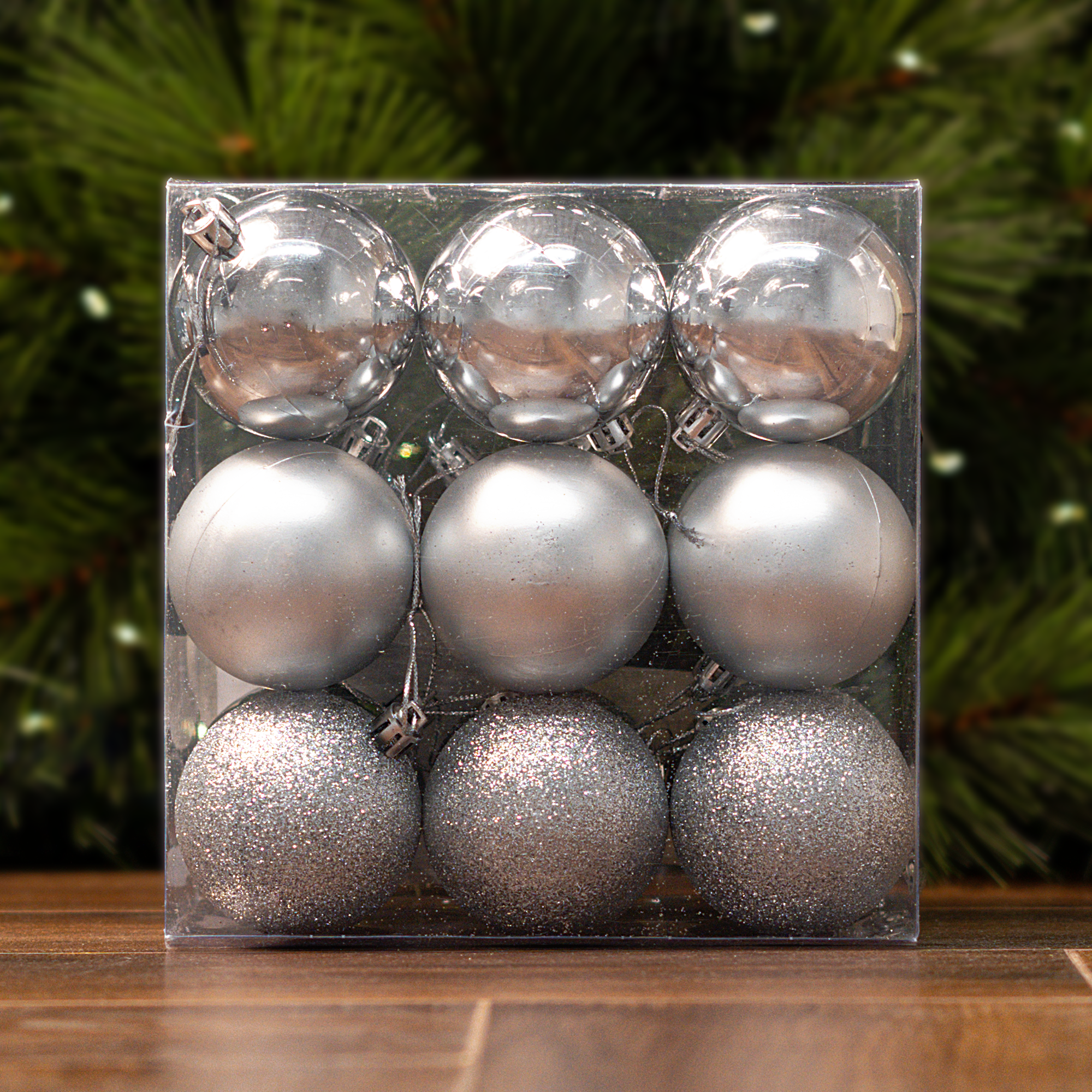 Изображение товара Набор елочных шаров Basic пластик серый 18 шт диаметр 6 см