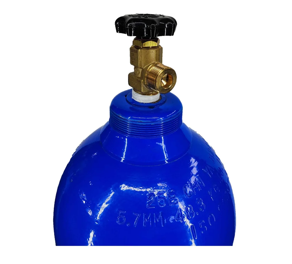 Изображение товара Газовый кислородный баллон 40 л с предохранительным клапаном и внутренней резьбой