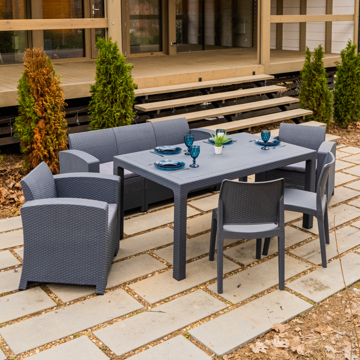 Изображение товара Набор садовой мебели для обеда Royal family Lana с подушками, 7 мест, серый