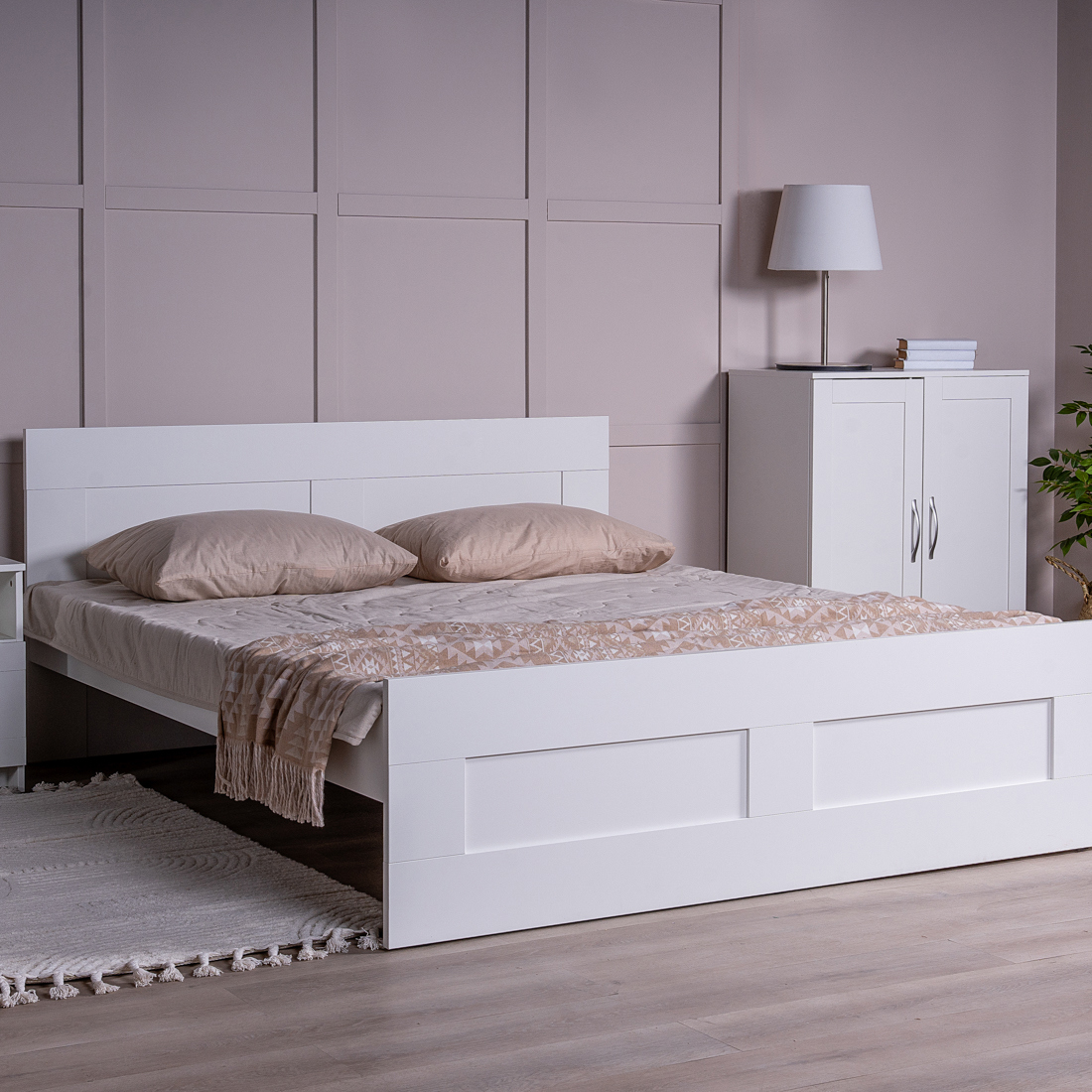 Изображение товара Кровать двуспальная Гуд Лакк Сириус 166x83x206 см белая современная мебель