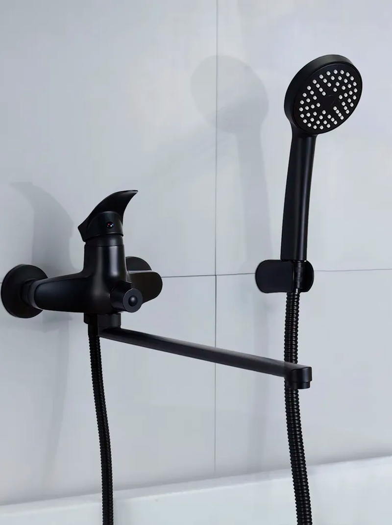 Изображение товара Смеситель для ванны Feinise S2501-8-40f однорычажный с душевой лейкой цвет черный