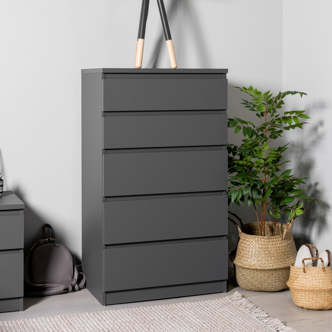 Изображение товара Комод Гуд Лакк Кастор 5 ящиков 65x40x112 см серый мебель для хранения