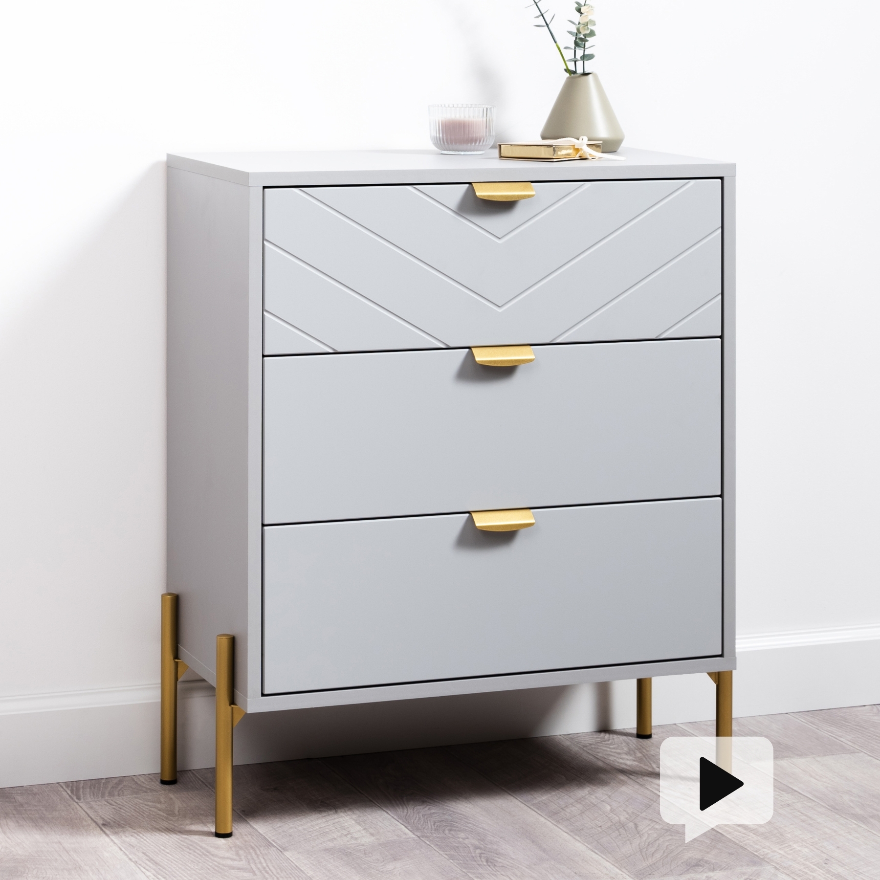 Изображение товара Комод Венеция 3 ящика из ЛДСП с МДФ фасадами стиль классический серый