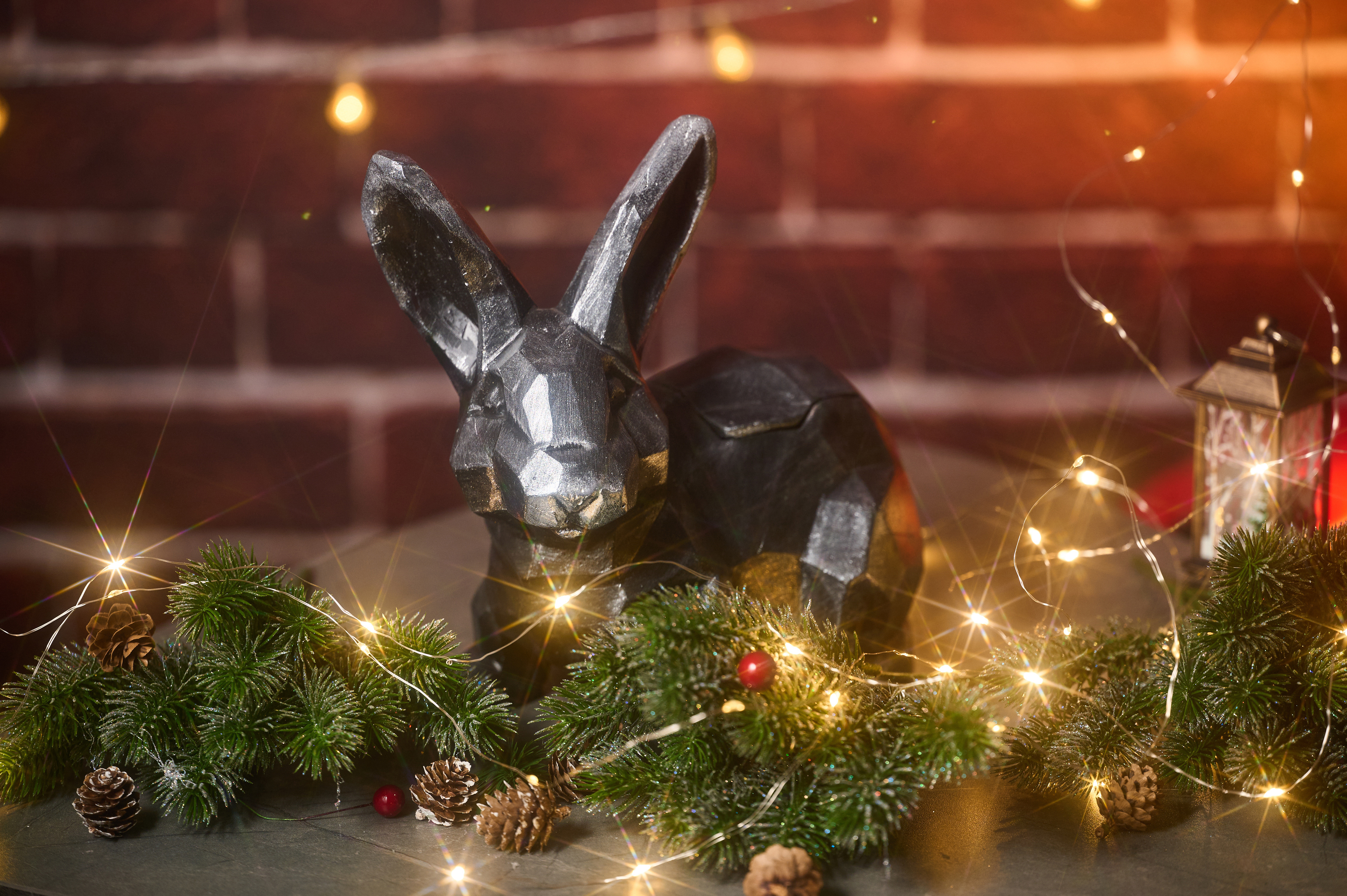 Изображение товара Биосвеча OGNIVDOM Кролик 2023 черный декоративный очаг для дома