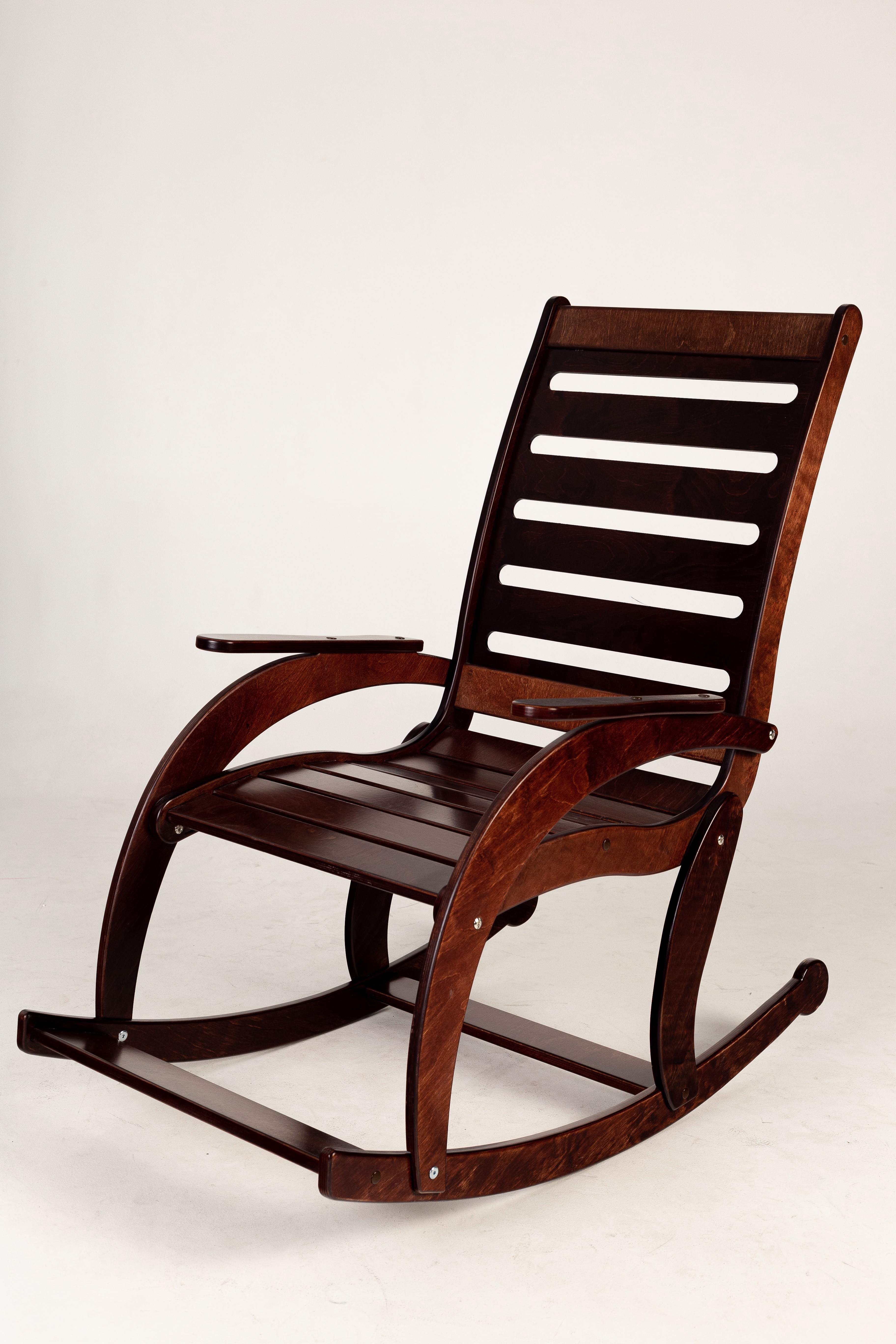 Изображение товара Кресло-качалка Playwoods Сельма из фанеры цвет орех 52x108x55 см