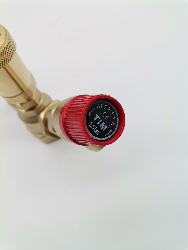 Изображение товара Группа безопасности котла TIM JH1024-1.5 Мини 1.5 бар латунь