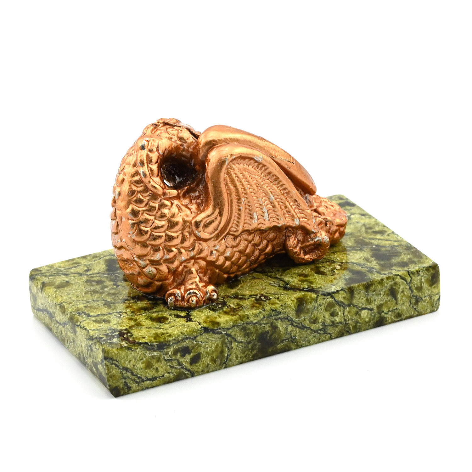 Изображение товара Дракон на подставке из змеевика 60x35x35 мм